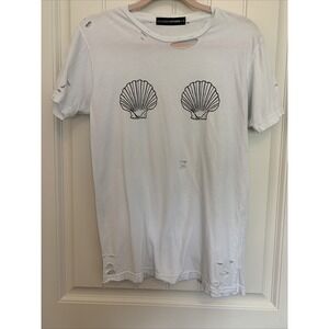 Lulusimonstudio Small Distressed Sea Shell White T Shirt